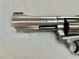 Smith & Wesson Model 617-6 K22 Masterpiece. 22 Caliber DARevolver - 7 of 9