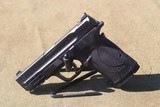 Smith & Wesson M&P380 Shield EZ M2.0 - 2 of 5