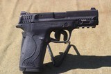 Smith & Wesson M&P380 Shield EZ M2.0 - 4 of 5