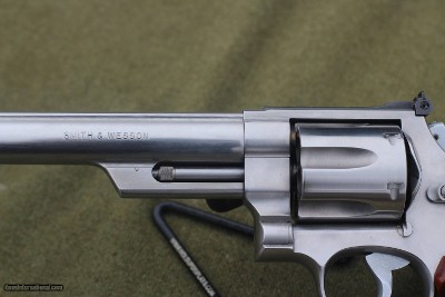 Smith and Wesson Model 629-1 44 Mag - Image 2 of 10