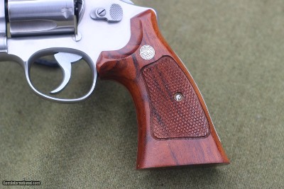 Smith and Wesson Model 629-1 44 Mag - Image 3 of 10