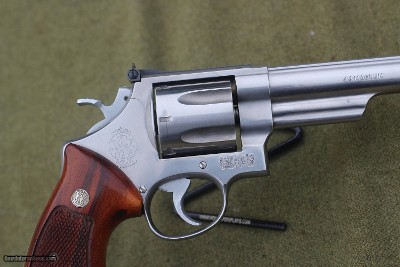 Smith and Wesson Model 629-1 44 Mag - Image 7 of 10