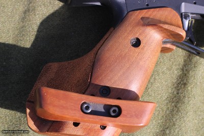 Feinwerkbau Model C-10 45/.177 caliber air pistol - Image 7 of 7
