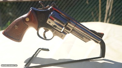 S&W 29- .44 Mag - Image 20 of 21