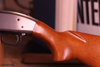 1970s Western Field 550 AD (Mossberg 500) 12 Gauge - 98% Minty! - Image 4 of 13