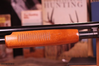 1970s Western Field 550 AD (Mossberg 500) 12 Gauge - 98% Minty! - Image 11 of 13
