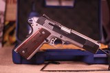 Smith and Wesson 1911 .45 ACP - 6 of 10