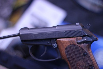 Beretta Tomcat 32ACP - Image 8 of 10