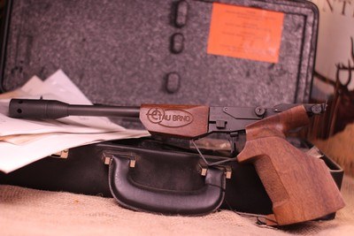 Brno Tau-7 Match Air Pistol 4.5/177mm - Image 2 of 8