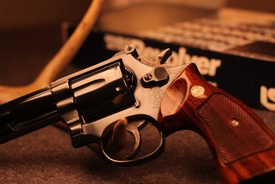 Smith & Wesson model 586 357 magnum - Image 4 of 10