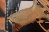 Smith and Wesson M&P 2.0 9mm - Image 4 of 10