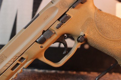 Smith and Wesson M&P 2.0 9mm - Image 6 of 10