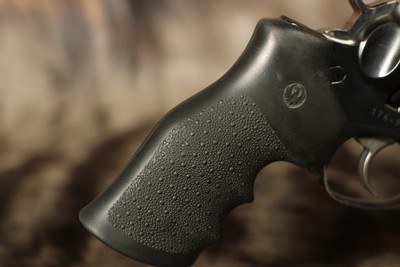 Ruger GP100 -.38/.357 - Image 5 of 8