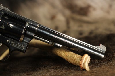 Smith and Wesson 17-4 - .22 LR - Image 11 of 12