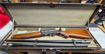 Browning A5, pre war, Sweet Sixteen, 2 barrels, Rare case and papers.