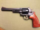 SMITH & WESSON MODEL 29-10 5OTH ANNIVERSARY 44 MAGNUM REVOLVER - 5 of 10