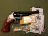 SMITH & WESSON MODEL 29-10 5OTH ANNIVERSARY 44 MAGNUM REVOLVER - 2 of 10