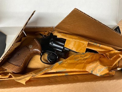 Smith & Wesson Model 17 K-22 Masterpiece, 6