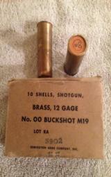 1 box (ten rounds) brass 12ga. OO Buck in box - 1 of 1