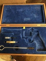 SMITH & WESSON N Frame ( Model 29 ) Factory Presentation Box & Tools 6-1/2" Barrell (complete) - 3 of 5