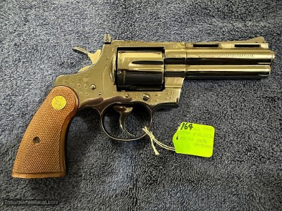 EARLY ca.1968 COLT PYTHON