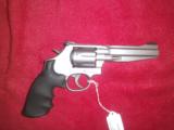 SMITH AND WESSON MODEL 686 PRO SERIES 357 CAL. - 4 of 4