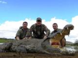 Hippo & Croc package + 1 day Tiger fishing Mozambique - 1 of 8