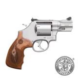 Smith & Wesson Model 686 /performance Center - 1 of 12