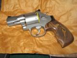 Smith & Wesson Model 686 /performance Center - 2 of 12