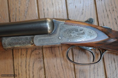 L.C. SMITH GRADE 5E,
ENGRAVED 12 GAUGE SHOTGUN WITH 32 INCH BARRELS AND SINGLE TRIGGER