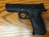 Smith and Wesson M&P40 .40 SW Pistol - 2 of 5