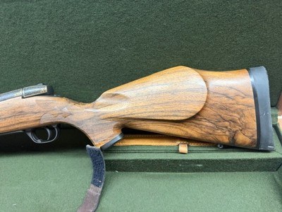 Weatherby Gold Model Edition MKV Wyoming Commemorative - Image 10 of 12