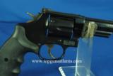 Smith & Wesson Model 19-8 357mag in case #10082 - 8 of 12
