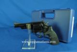 Smith & Wesson Model 19-8 357mag in case #10082 - 2 of 12