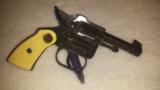 Rohm Valor Model 22 short revolver - 3 of 5
