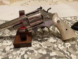Smith & Wesson Model 29-2 - 5 of 6
