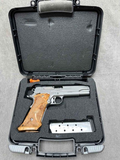 Sig Sauer 1911 45 ACP Target, Super Clean - Image 1 of 10