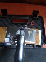 Smith & Wesson 686-6 Performance Center 357 Magnum - 4 of 5