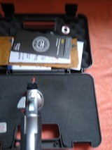 Smith & Wesson 686-6 Performance Center 357 Magnum - 3 of 5