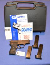 Sig Sauer P239 B - 1 of 8