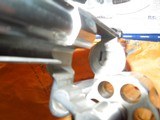Smith and Wesson model 629-5 dx classic 44 magnum - 7 of 8