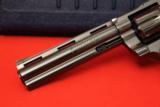 Colt Python 6 Inch Royal Blue In Case With Elite Grips - 3 of 6