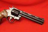 Colt Pyton .357 Magnum Royal Blue with Elite Grips - 6 of 12