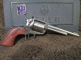 Ruger New Model Super Blackhawk .44 mag - 1 of 11