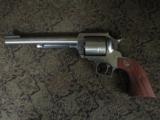 Ruger New Model Super Blackhawk .44 mag - 4 of 11