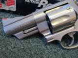 Smith & Wesson M629-4 .44 - 4 of 15