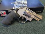 Smith & Wesson M629-4 .44 - 2 of 15