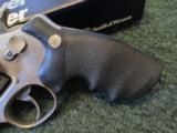 Smith & Wesson M629-4 .44 - 3 of 15