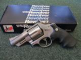 Smith & Wesson M629-4 .44 - 1 of 15
