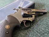 Smith & Wesson Model 51 22 LR & Mag - 8 of 15